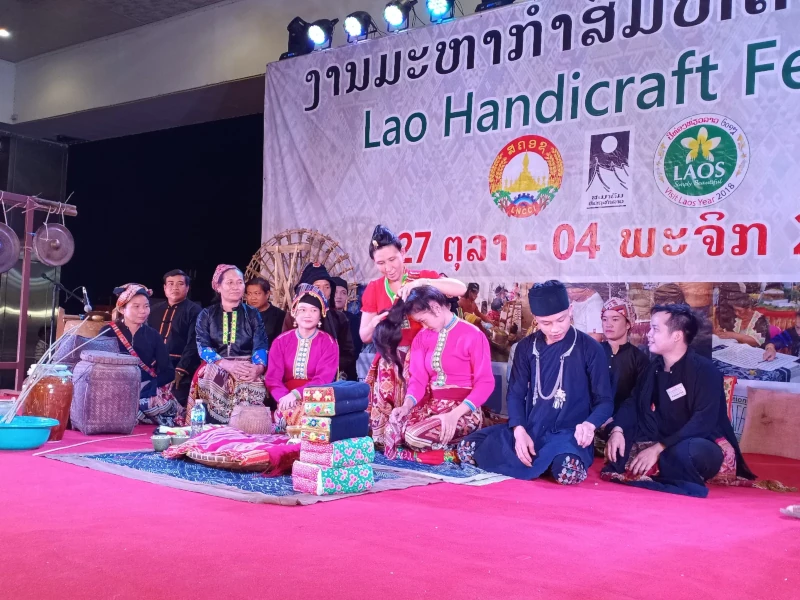 The annual Lao Handicrafts Festival is organized by Lao Handicraft Association