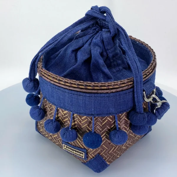 woven rattan handbag 'Seele' 02